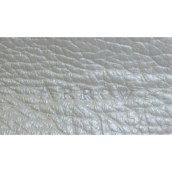 Arrow QUILTED STUDS PEARL IVORY GENUINE LEATHER FLAP SHOULDER BAG PURSE CLUTCH - Picture 8 of 8